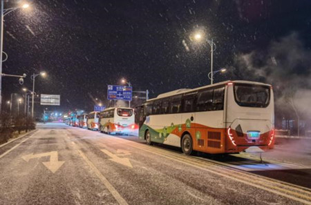 零故障零延誤零投訴！宇通氫燃料客車交出冬奧護航“綠色成績單”(圖2)